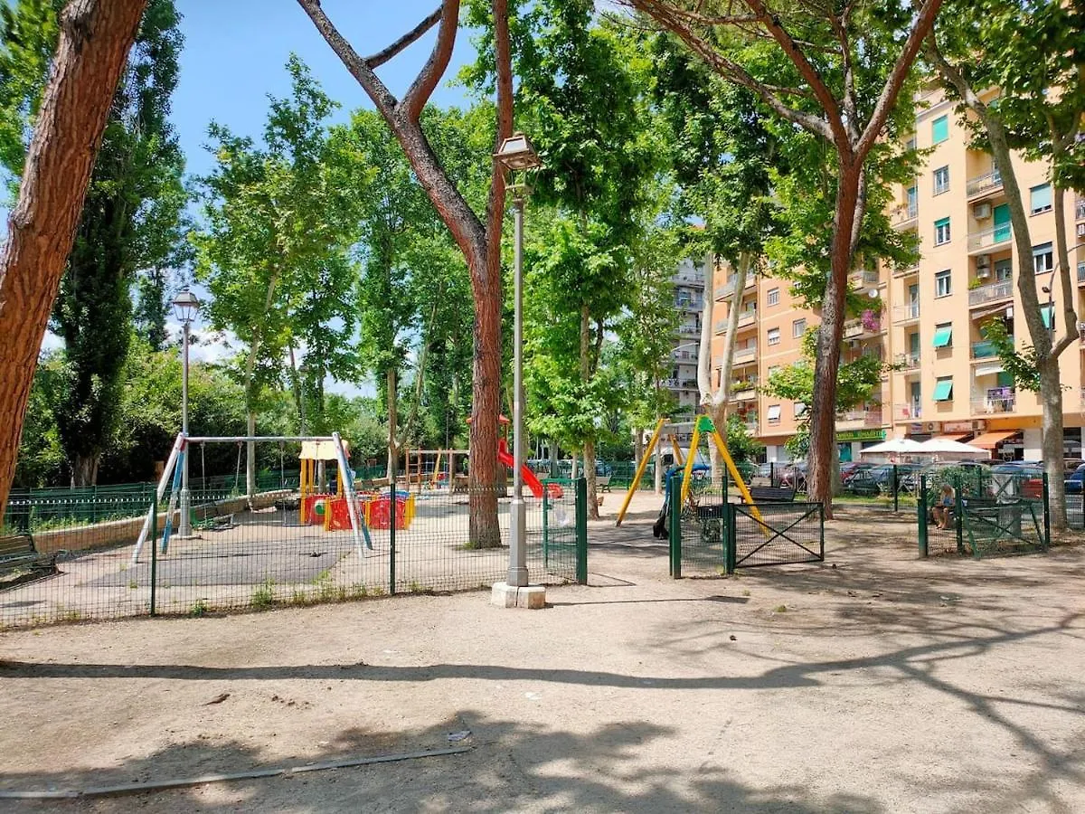 Theresa Apartment روما